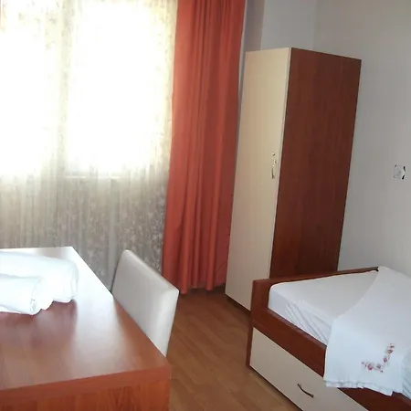 Apartment Nazli Aparts *