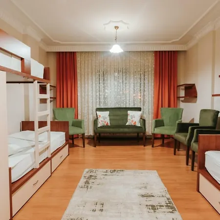 Nazli Aparts Trabzon